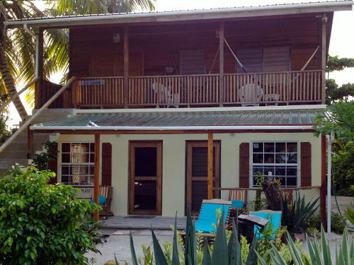 The Front of Amanda's Place Vacation Rental The Front of Amanda's Place Vacation Rental