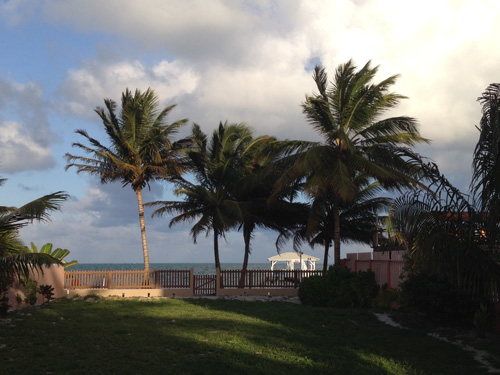 Private Pool and Sunbathing Deck Private Pool and Sunbathing Deck