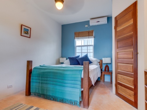 Bathroom with Hot Shower Bathroom with Hot Shower